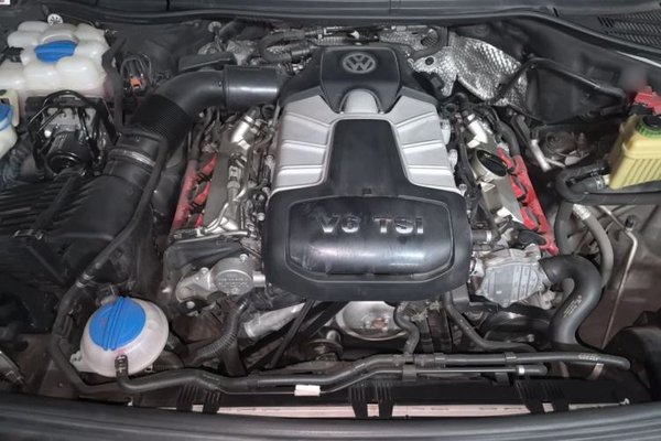 Volkswagen Touareg 2011, 117600 км, за 10412 USD - фото 21