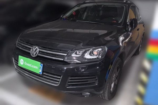 Volkswagen Touareg · 2011 год