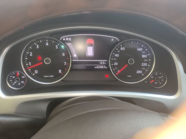 Volkswagen Touareg 2011 3.0 TSI Comfort Version, 2011 года