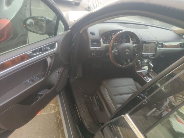 Volkswagen Touareg 2011, 177600 км, за 13173 USD - фото 12