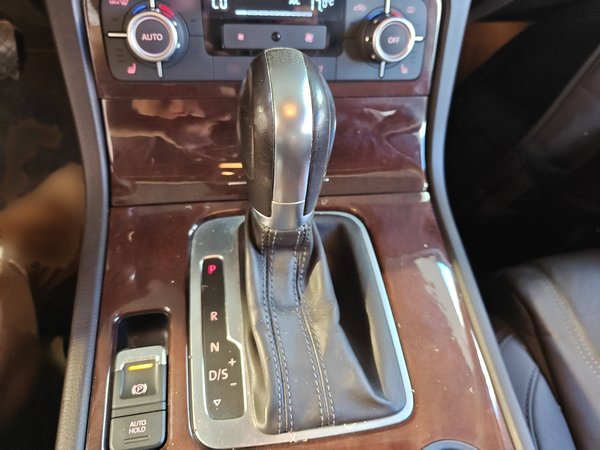 Volkswagen Touareg 2015, 168900 км, за 12211 USD - фото 18