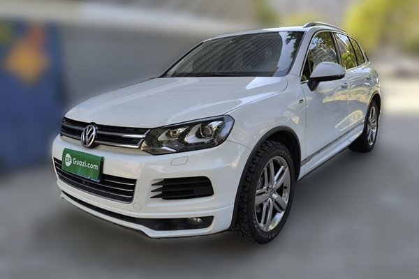 Volkswagen Touareg · 2015 год