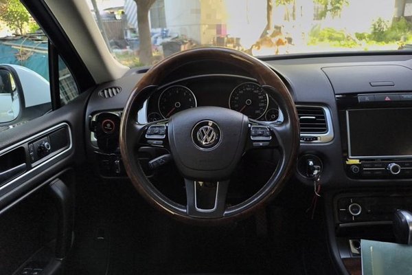 Volkswagen Touareg 2015, 133000 км, за 14910 USD - фото 9