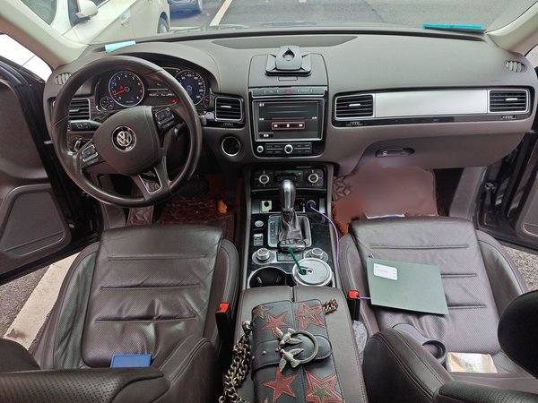 Volkswagen Touareg 2017, 159200 км, за 17777 USD - фото 18