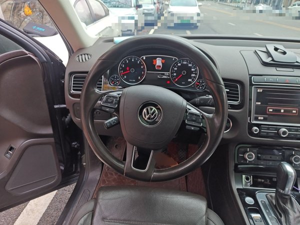 Volkswagen Touareg 2017, 159200 км, за 17777 USD - фото 9