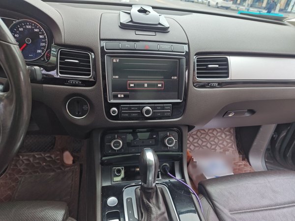 Volkswagen Touareg 2017, 159200 км, за 17777 USD - фото 12