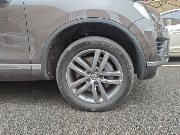 Volkswagen Touareg 2017, 159200 км, за 17777 USD - фото 8