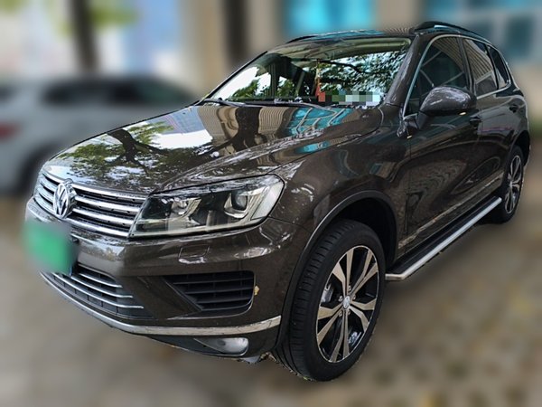 Volkswagen Touareg · 2017 год