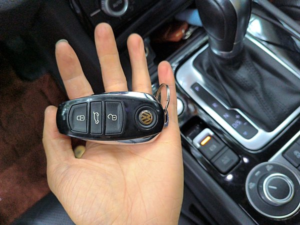 Volkswagen Touareg 2017, 94400 км, за 18969 USD - фото 17