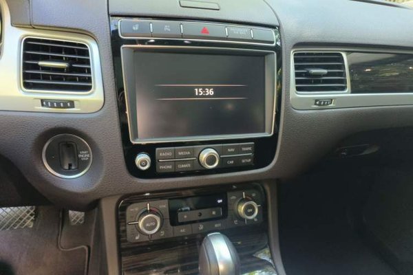 Volkswagen Touareg 2017, 87200 км, за 22731 USD - фото 10