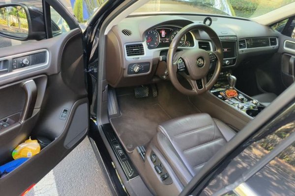 Volkswagen Touareg 2017, 87200 км, за 22731 USD - фото 13