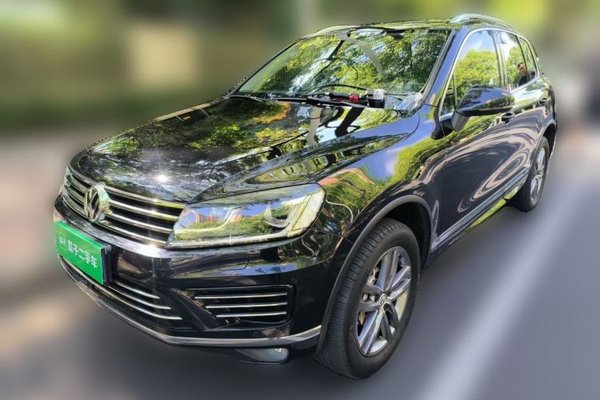 Volkswagen Touareg · 2017 год