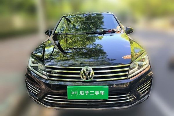 Volkswagen Touareg 2017, 87200 км, за 22731 USD