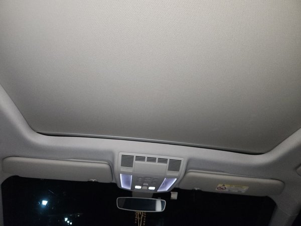 Volkswagen Touareg 2019, 89100 км, за 25814 USD - фото 19