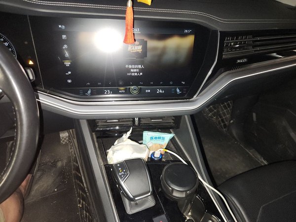 Volkswagen Touareg 2019, 89100 км, за 25814 USD - фото 14