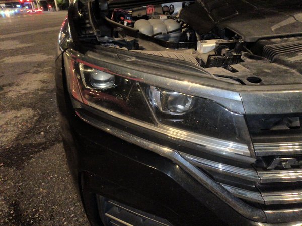 Volkswagen Touareg 2019, 181300 км, за 26637 USD