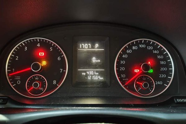 Volkswagen Touran 2015, 121600 км, за 7583 USD - фото 15