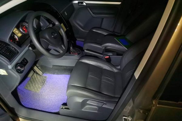 Volkswagen Touran 2015, 106100 км, за 5668 USD - фото 15