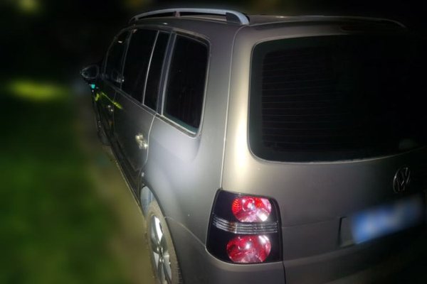 Volkswagen Touran 2015, 106100 км, за 5668 USD