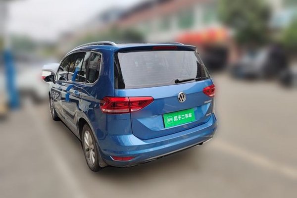 Volkswagen Touran 2016, 94600 км, за 7421 USD - фото 7