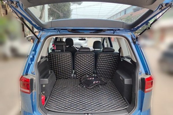 Volkswagen Touran 2016, 94600 км, за 7421 USD - фото 22