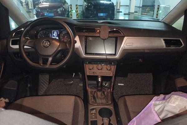 Volkswagen Touran 2016, 106400 км, за 8353 USD - фото 6