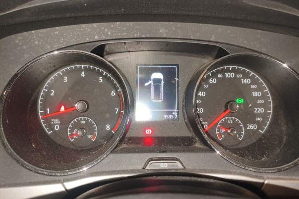 Volkswagen Touran 2016, 106400 км, за 8353 USD - фото 8