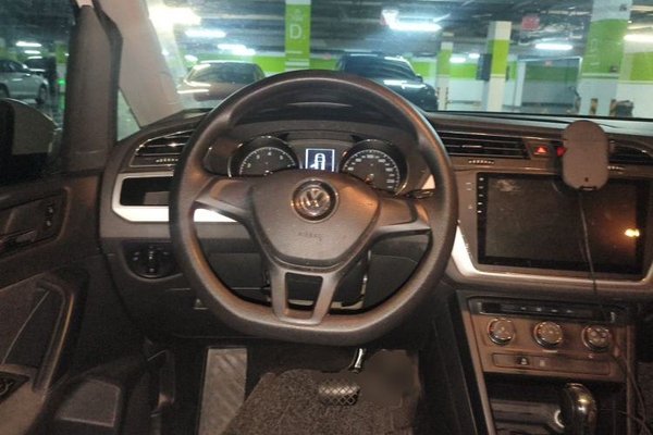 Volkswagen Touran 2016, 106400 км, за 8353 USD - фото 7