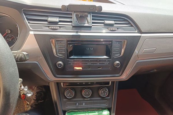 Volkswagen Touran 2016, 159000 км, за 7922 USD - фото 12