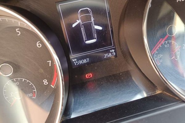 Volkswagen Touran 2016, 159000 км, за 7922 USD - фото 11
