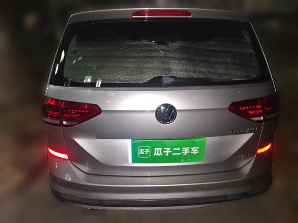 Volkswagen Touran 2018, 75600 км, за 10336 USD