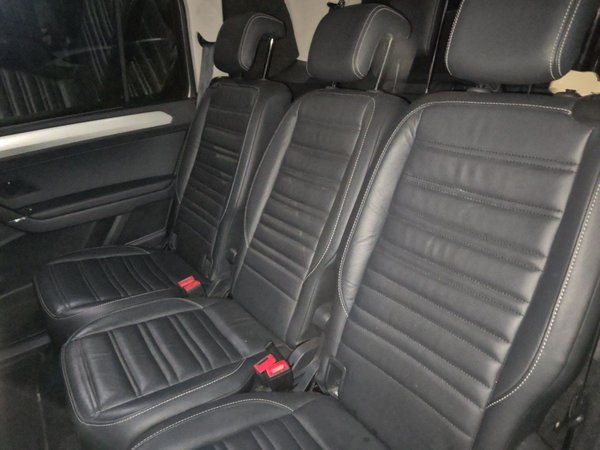 Volkswagen Touran 2018, 75600 км, за 10336 USD - фото 18