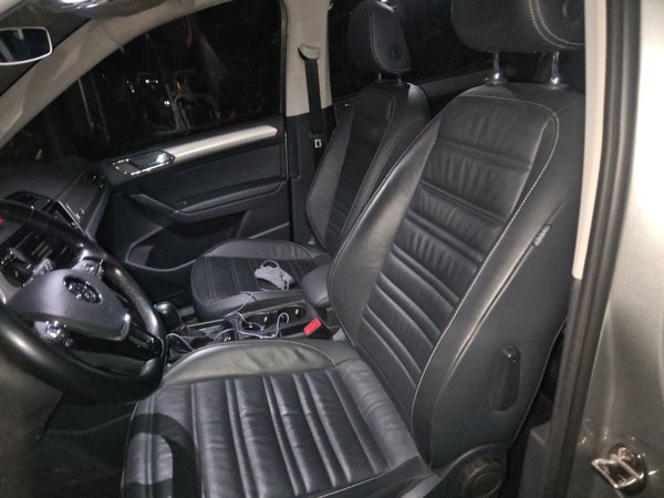 Volkswagen Touran 2018, 75600 км, за 10336 USD - фото 16