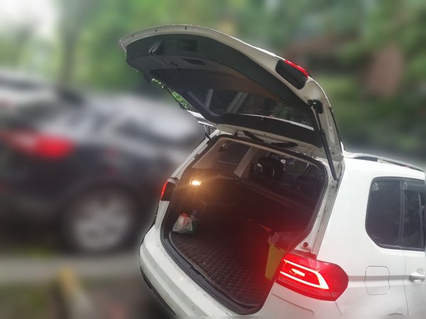 Volkswagen Touran 2018, 90800 км, за 10294 USD - фото 20