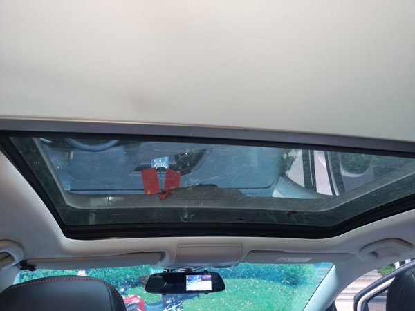 Volkswagen Touran 2018, 90800 км, за 10294 USD - фото 19