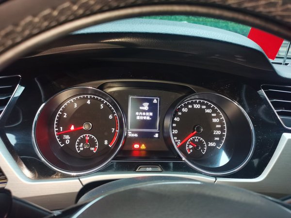 Volkswagen Touran 2018, 90800 км, за 10294 USD - фото 12