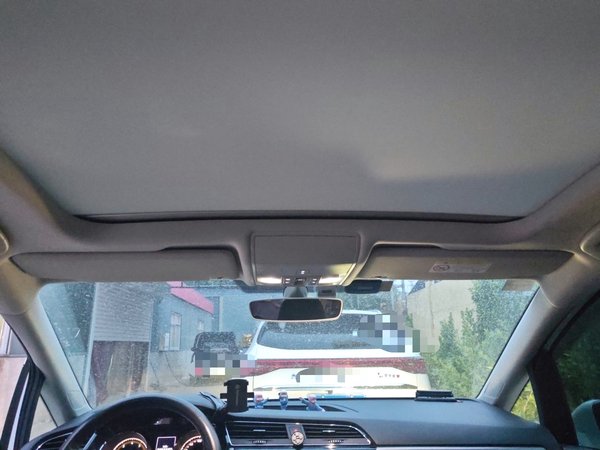 Volkswagen Touran 2021, 85300 км, за 13772 USD - фото 19
