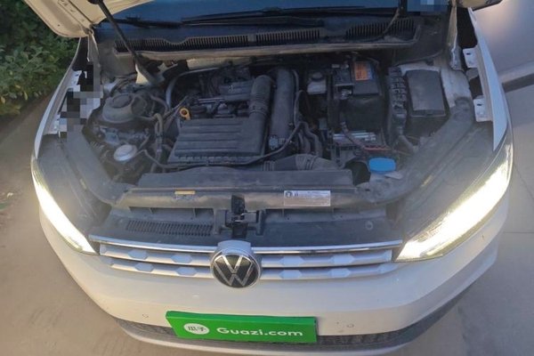 Volkswagen Touran 2021, 85400 км, за 18296 USD - фото 15