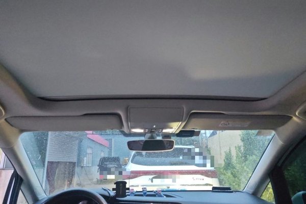 Volkswagen Touran 2021, 85400 км, за 18296 USD - фото 9