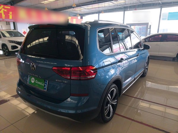 Volkswagen Touran 2022, 33000 км, за 18874 USD - фото 7