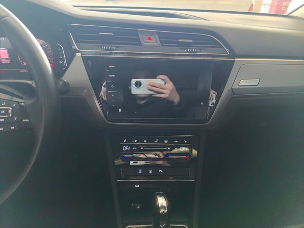 Volkswagen Touran 2022, 33000 км, за 18874 USD - фото 14