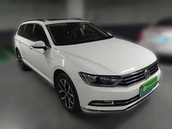 Volkswagen Variant 2017, 83000 км, за 12261 USD