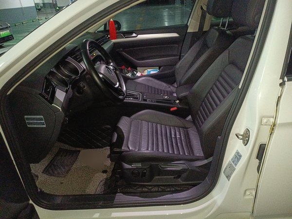 Volkswagen Variant 2017, 83000 км, за 12261 USD - фото 17