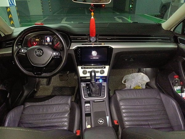 Volkswagen Variant 2017, 83000 км, за 12261 USD - фото 16