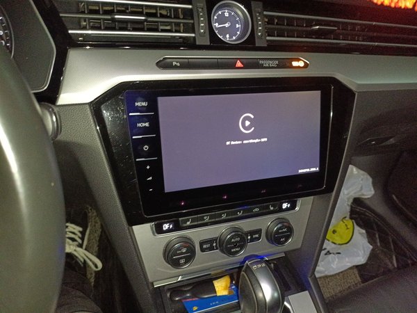 Volkswagen Variant 2017, 83000 км, за 12261 USD - фото 11