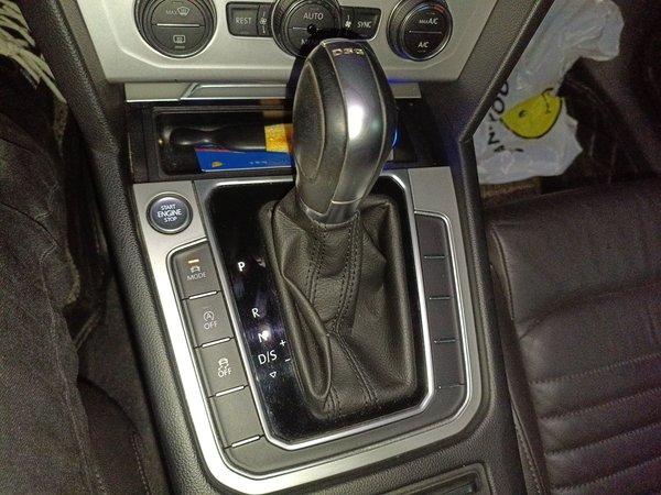 Volkswagen Variant 2017, 83000 км, за 12261 USD - фото 14