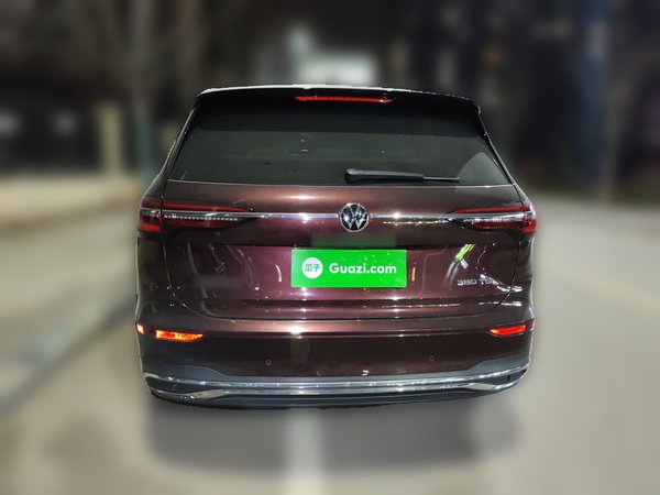 Volkswagen Viloran 2022, 99800 км, за 24730 USD