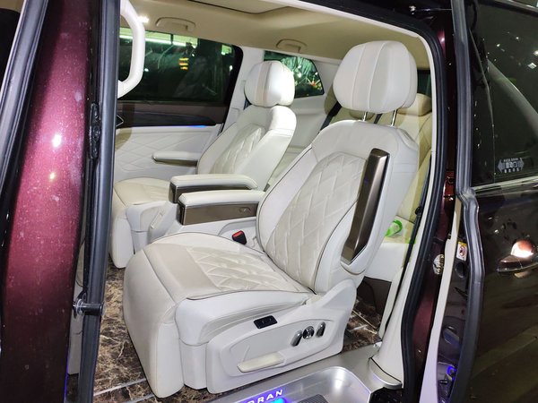 Volkswagen Viloran 2022, 99800 км, за 24730 USD - фото 17