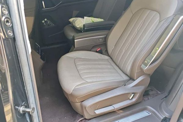 Volkswagen Viloran 2022, 48400 км, за 23971 USD - фото 17