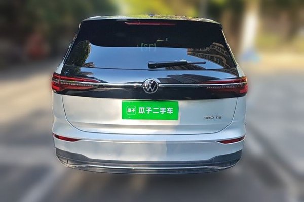 Volkswagen Viloran 2022, 48400 км, за 23971 USD